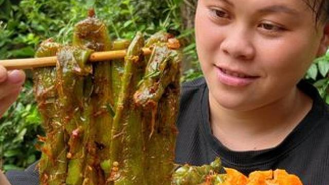今天用一大堆辣椒做个美味的下饭菜 #美食 #农村生活