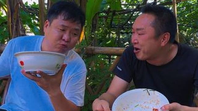 嫩韭菜爆炒香干，香辣下饭，这菜拿肉都不换！ #我的乡村生活 #家常菜 #新农人计划20