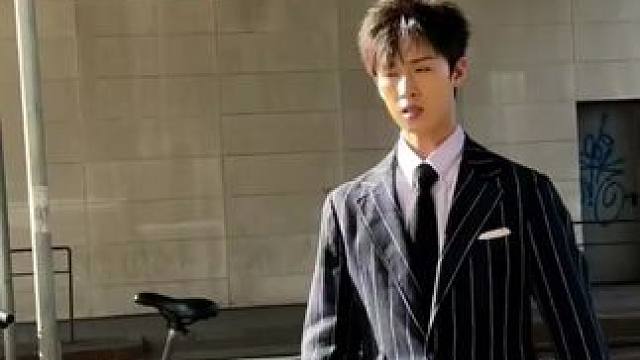 助理姐姐好命苦的样子 #李昀锐#打工人#娱乐评论大赏