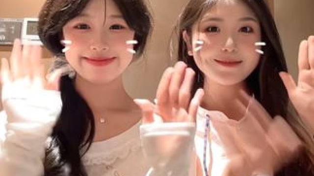 独自收集两个人之间的回忆~#甜甜的手势舞