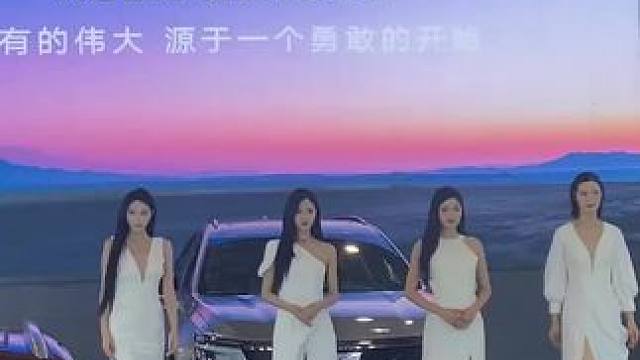 秋风起，青岛国际车展来袭！五冠王、老炮儿坐镇，门票 12.34 元，扫码入场。展馆大不拥挤，苗岭路体