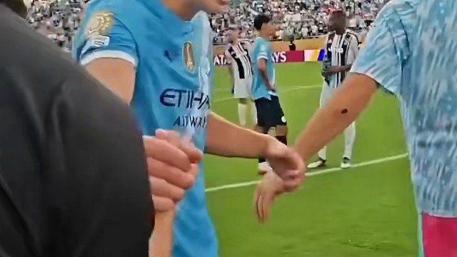 曼城的水平一夜之间倒退了两年