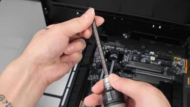 第一视角装机全过程 #diy电脑 #电脑 #装机 #组装机 #电脑机箱水冷散热器