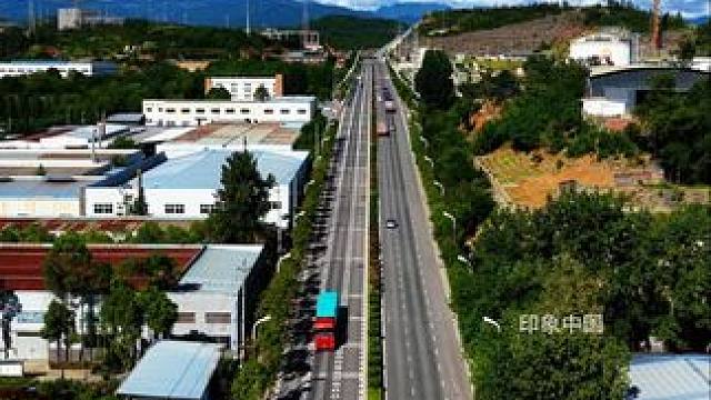 云朵下的#最美公路风景 #一帧中国·大美广元#清凉广元#千村万象乡影广元#上热搜