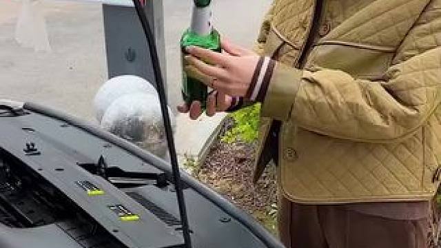 #实用好物 #汽车高效去污油膜玻璃水 #洗车玻璃泡腾片 固体浓缩清洁 #泡腾片玻璃水#汽车用品 #携