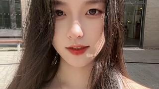 放心，當(dāng)你發(fā)這個(gè)的時(shí)候，大概率會(huì)被拉黑刪除，喜歡你的女生其實(shí)你不發(fā)這個(gè)也知道她喜歡你，當(dāng)你發(fā)這個(gè)的時(shí)