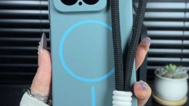 小米15ultra无边框磁吸手机壳，轻薄散热，可拆卸手绳 #小米15手机壳#小米15pro手机壳#小