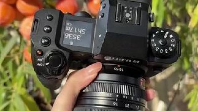 新手宝子买相机听劝！不买溢价相机！ 作为一名正儿八经的8年的女摄影师，大大小小也用过不少相机，接下来