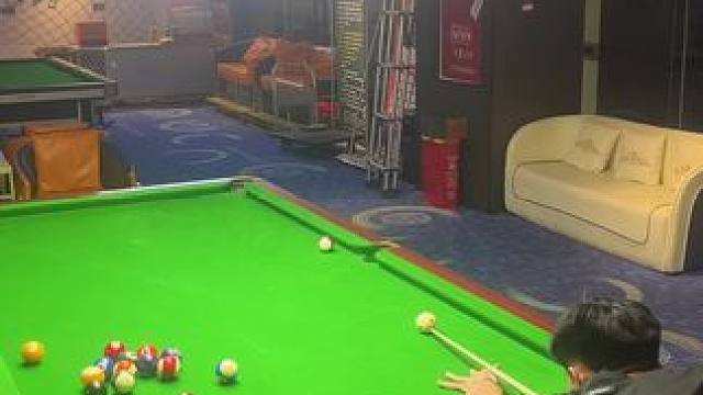 不是暂停是后停#秀出你的台球小技巧 #边库响袋 #台球基本功