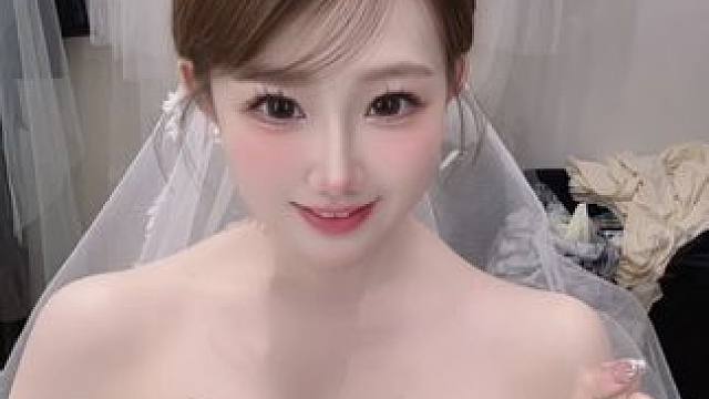 突然get到了韩系婚纱的美
#穿婚纱的样子 #婚纱照花絮 #婚礼 #备婚 #婚纱