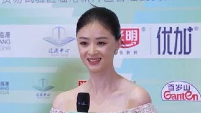 #蒋欣  获白玉兰最佳女配角，台下的宋佳不禁红了眼眶，在后台采访时，#宋佳  说，我们曾一起合作电视