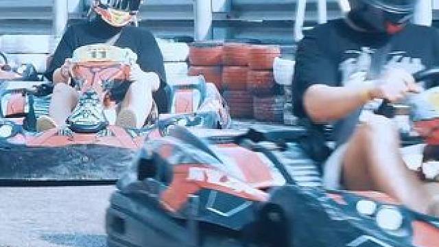 一踩油门风声起, 卡丁狂飙炫酷时 #卡丁车#风吹雨打是生活#享受当下#感受骑行的独特魅力