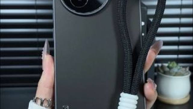 红米k80至尊版高端亚克力手机壳，可拆卸手绳，微磨砂手感 #红米k80至尊版手机壳#手绳手机壳#高级