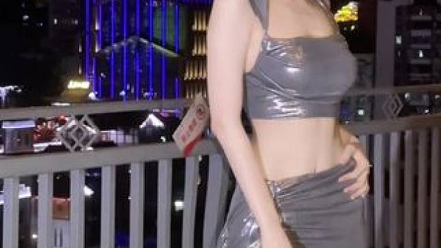 什么感觉 姐就是感觉#美女 #性感大长腿