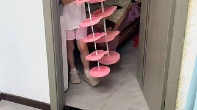 家里不管户型大小只要有娃都可以安排上，真个超好用#母婴好物  #儿童鞋架  #儿童收纳柜