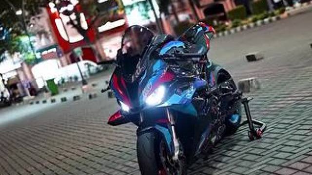 #宝马s1000rr #男人的玩具 #机车 大宝贝真好看