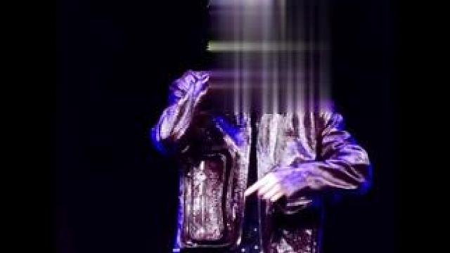 “没人懂这首歌的冲击力有多大 说不出来的感觉” #鹿晗#我们的明天#现场版live#鹿晗青岛演唱会#