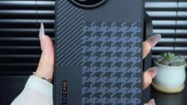 红米k80至尊版高级格律纹手机壳，带镜头膜，不沾指纹 #红米k80至尊版手机壳#带镜头膜手机壳#不沾