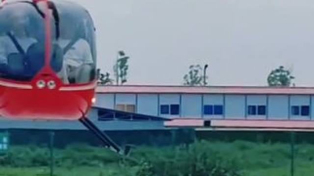 红之翼飞行体验 99就可以飞行体验了，这波必须安排#开飞机 #飞行体验 #飞机上的美景 #飞行视角