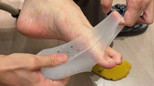 别让你闺蜜知道，自己偷偷穿~ #玩个很新的东西 #增高鞋垫