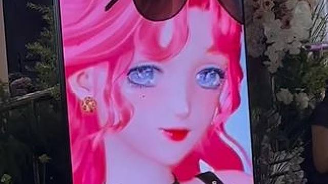 这才是真正的不扫兴的家长啊#第一次看到妈妈陪女儿追线下 #二次元线下也是妈妈辈的天堂