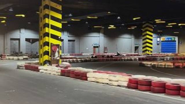 油门踩到底，快乐到飞起！#聚好潮玩 #卡丁车