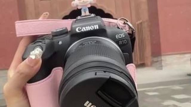 特别是新手！7月买相机别踩雷！ 宝子们！今天来聊聊新手如何选相机！作为摄影小白，面对一堆参数和品牌是