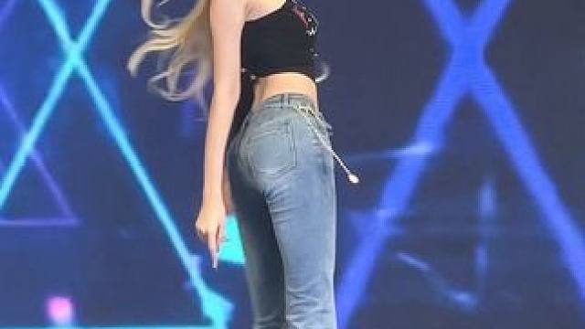 终于跳到这个十分钟#momo #twice #10minutes #李孝利 #直拍