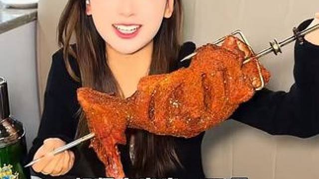 卖爆了！黄金打了六折多？！#遛娃好去处 #发现宝藏小城  #老友惠生活 #周二火锅日 #心动榜餐厅