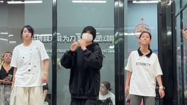 当帅哥太累了 #seventeen #echo #howl编舞 #echo舞蹈挑