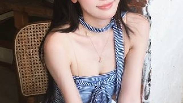 拧巴的人永远期待别人能懂她的隐喻 #少女感 #清纯甜美 #糟糕是心动的感觉