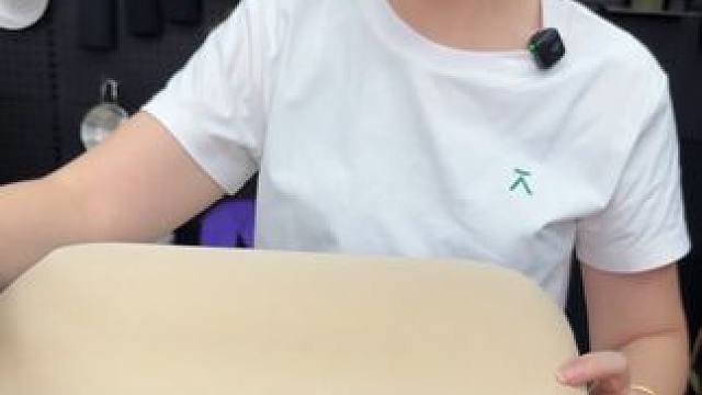 自动充气的户外枕头，可以软硬调节，收纳起来也很方便，打气只需1秒钟，而且还送了收纳袋 #户外枕头 #