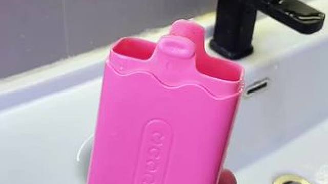 肥皂起泡器，起泡很丰富不打滑 手洗衣服一定少不了这个#肥皂起泡器 ，起泡很丰富不打滑，可以把肥皂用的