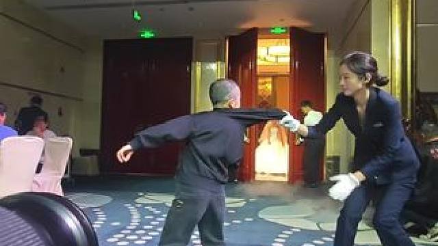 孩子！你想毁了我吗#婚礼 #婚礼现场 #拍摄花絮 #气场全开 #拍摄现场直击