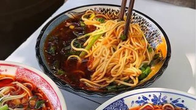 现在网络产品都是见光死，但是胖妹家的向料不仅入驻超市，还做了线下试吃，好产品放心试！#美食 #美食推