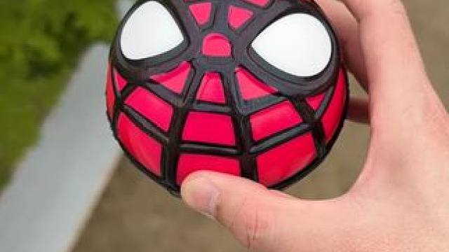 哪个弹力好，显而易见~ #玩个很新的东西 #解压玩具