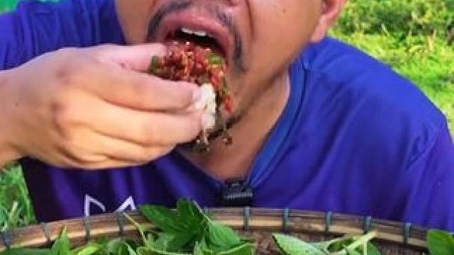 拌牛杂真香 #美食 #户外美食 #泰国美食 #内容启发搜索