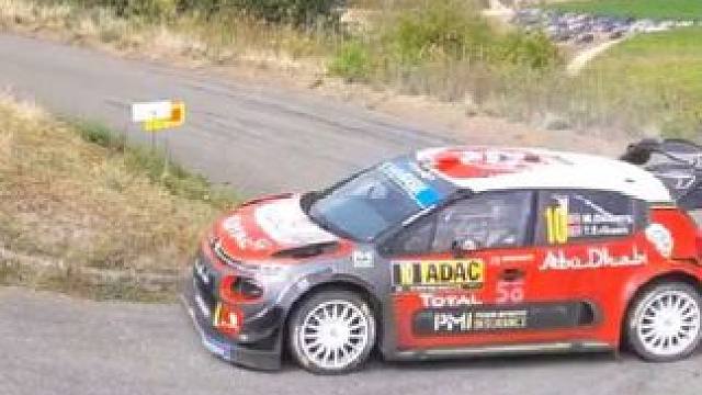 从倒车调整到全油出弯，八位车手表现天差地别，这弯道是真“磨人”！快来看看谁能驾驭这场硬核秀，谁才是最