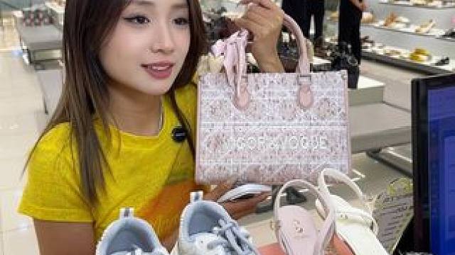 卖爆了！卓诗尼299代100！#甜甜三分甜 #遛娃好去处 #发现宝藏小城 #老友惠生活 #心动榜餐厅