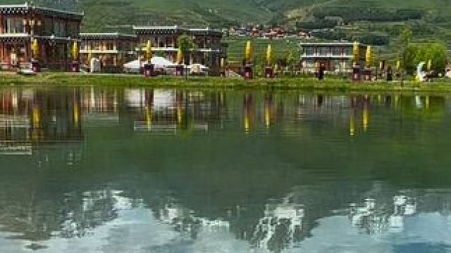 甘孜 丹霞小镇，一个让人流连忘返的地方，它用无尽的美丽与魅力，治愈着每一个疲惫的心灵#住进风景里 #