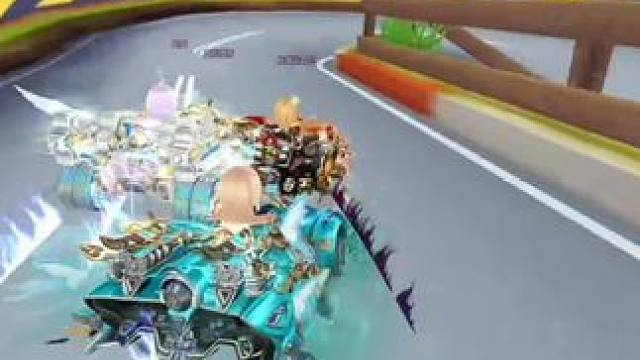 严斌为什么不跟陈伯一起玩 #陈伯全能王 #内容启发搜索 找对象，陌陌靠谱#陌陌app