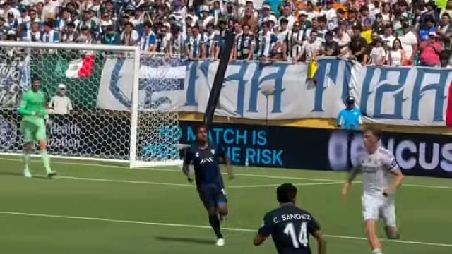 赫伊森买的太值了，能出球防守也好