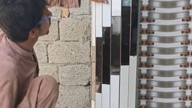 圆柱瓷砖上墙施工！ #手艺人 #庭院施工 #创意设计 #贴砖工艺 #装修施工