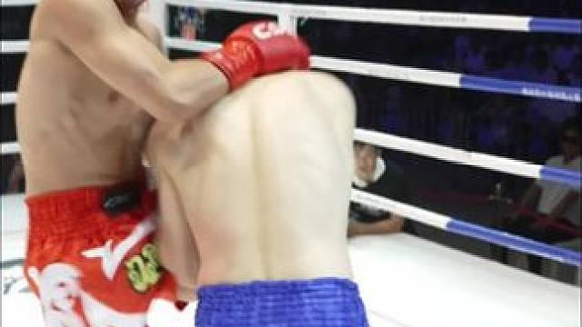 试出深浅，一击必杀服不服？#椒王风云 #自由搏击 #格斗