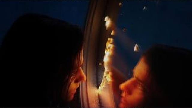 圣诞倒数变死亡倒计时！撕一页日历=死一个人？！#降灵日历 #恐怖电影 #惊悚片 #圣诞节 #细思极恐