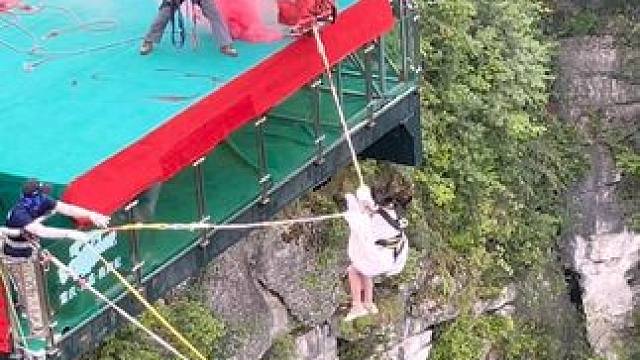 奥陶纪极限荡绳挑战节敬请关注……#极限运动 #奥陶纪极限荡绳挑战节
