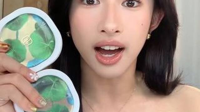 花西子疯了！苏绣限定翡翠气垫159买一赠一！均价70多一个 #好物分享 #防水防汗不脱妆 #气垫 #