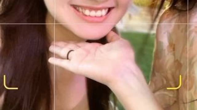 你微微一笑 蝴蝶为你倾倒