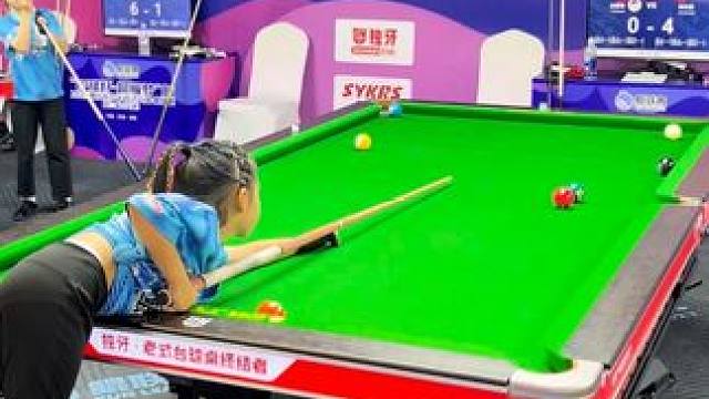 “垫姐”余紫瑄：第一次参加鲲联赛非常开心！#台球  #独牙  #鲲联赛