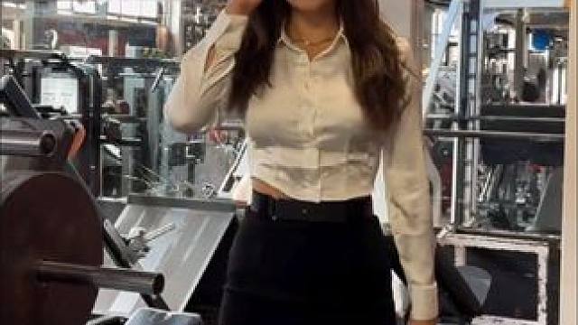 商务穿搭下的秘密#健身女孩拍照姿势